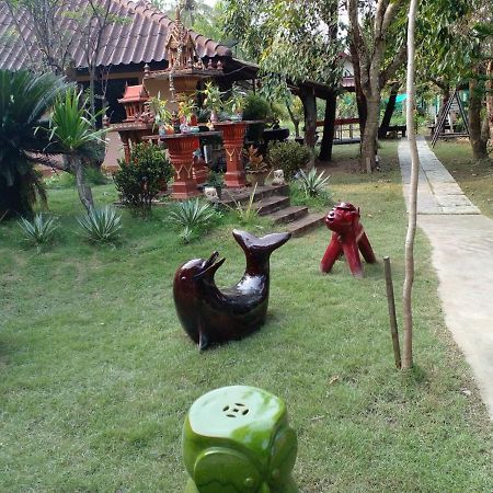 Baansuanleelawadee Resort Amphawa Εξωτερικό φωτογραφία