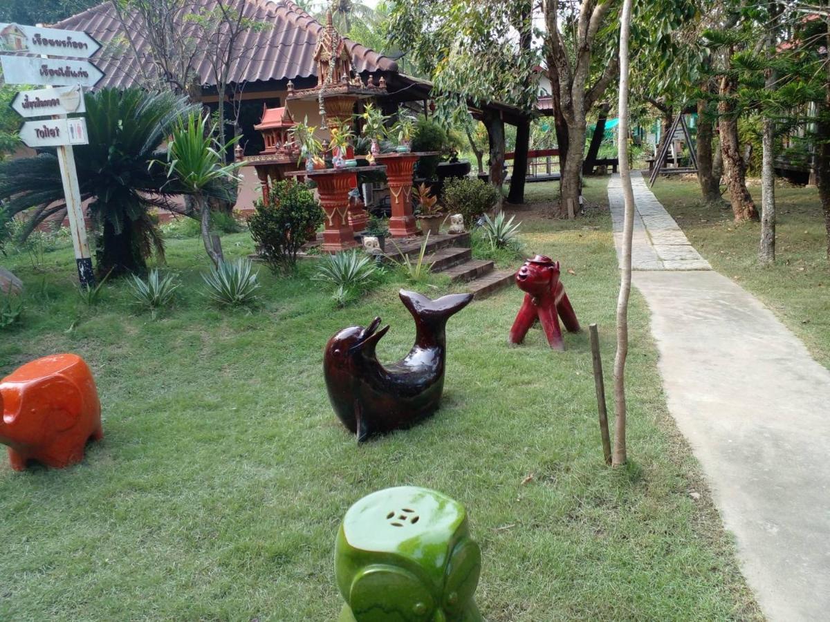 Baansuanleelawadee Resort Amphawa Εξωτερικό φωτογραφία