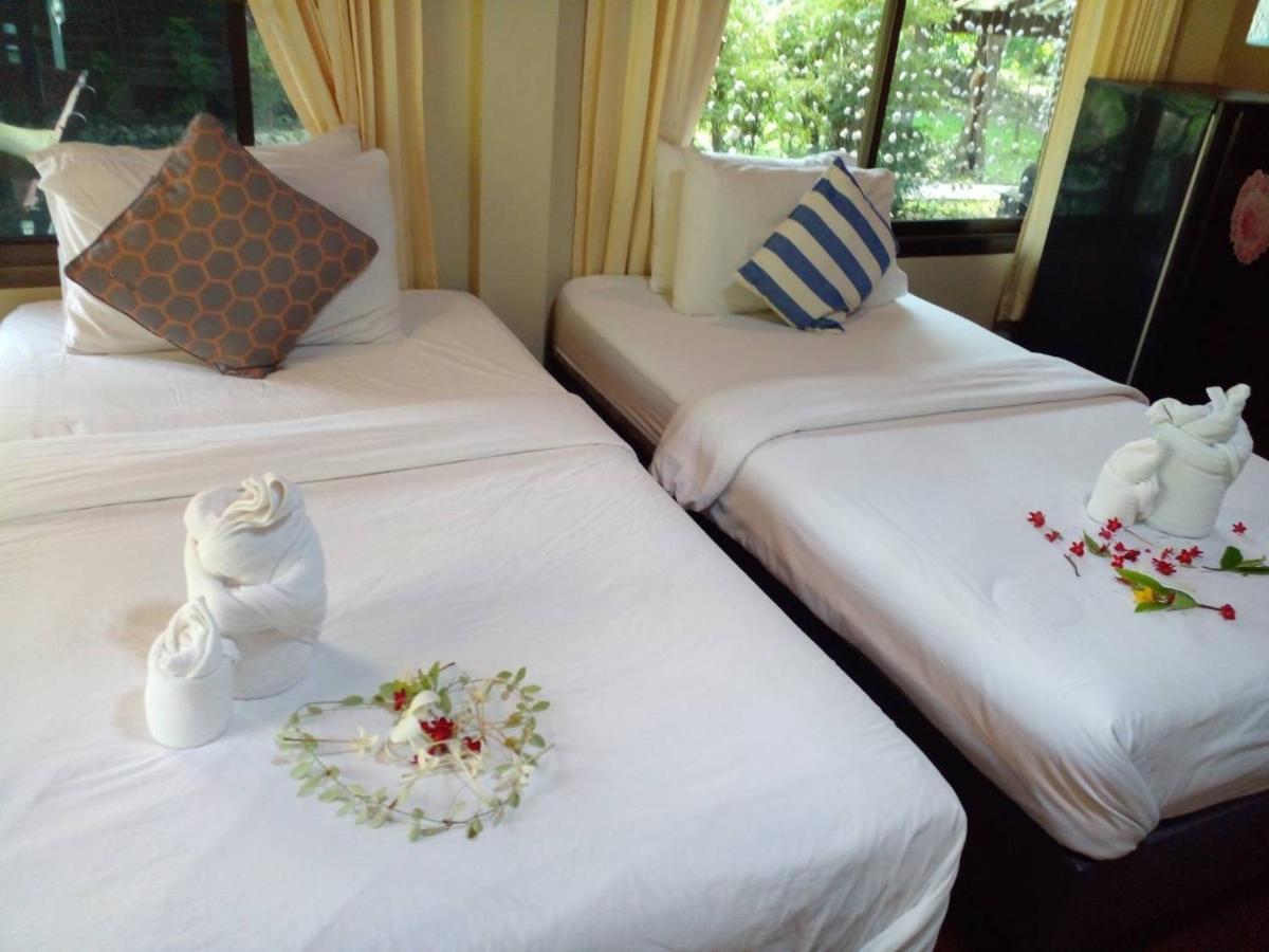 Baansuanleelawadee Resort Amphawa Εξωτερικό φωτογραφία
