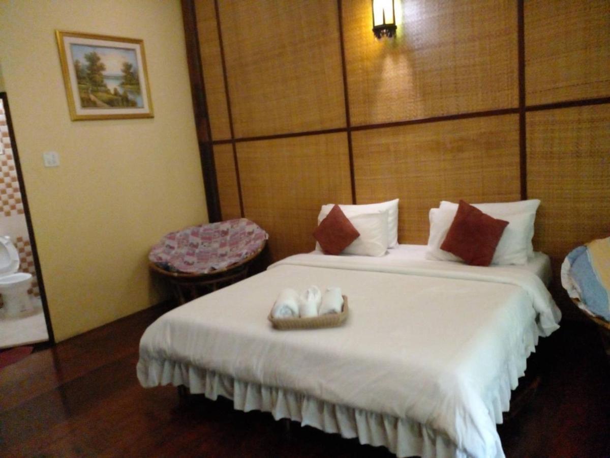 Baansuanleelawadee Resort Amphawa Εξωτερικό φωτογραφία