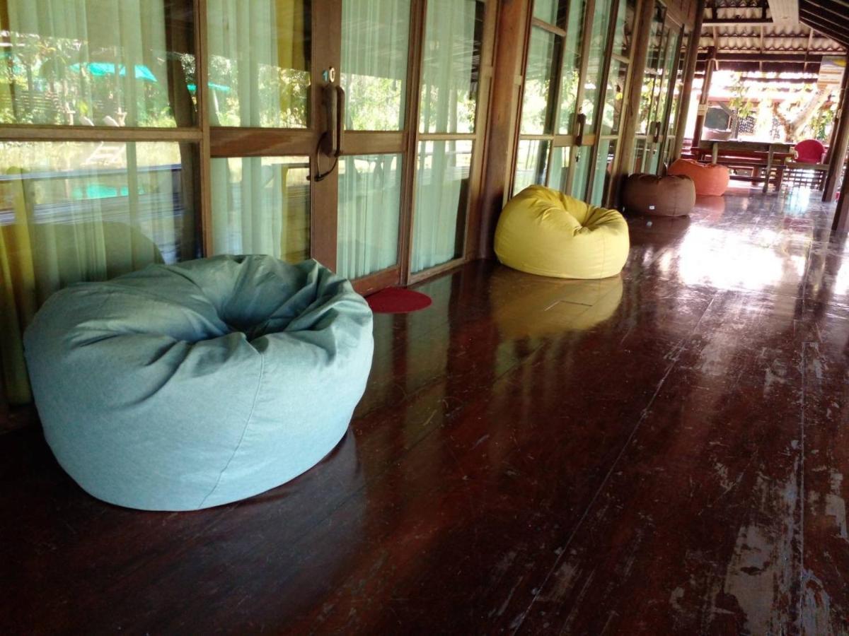 Baansuanleelawadee Resort Amphawa Εξωτερικό φωτογραφία