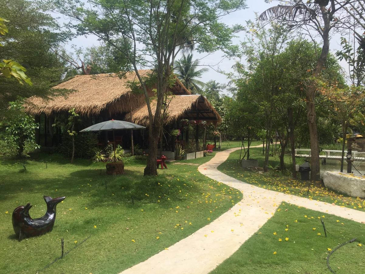 Baansuanleelawadee Resort Amphawa Εξωτερικό φωτογραφία